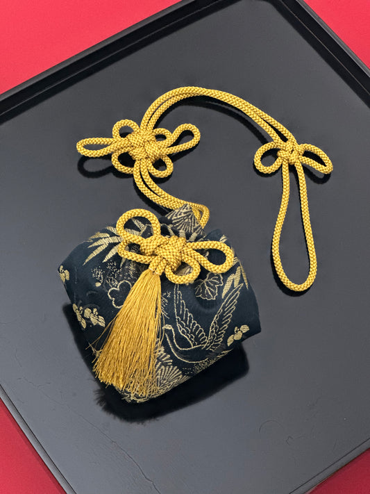 Kariroku - Incense Pouch