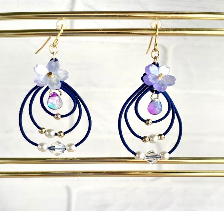 Yozakura (Night Cherry Blossom) Earrings
